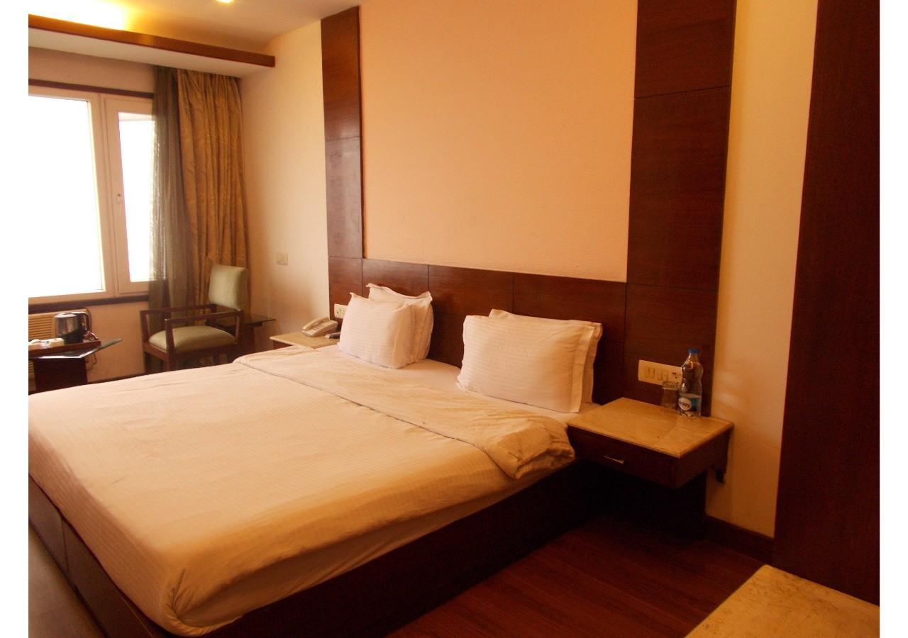 Hotel The Imperial Square Masuri Exterior foto